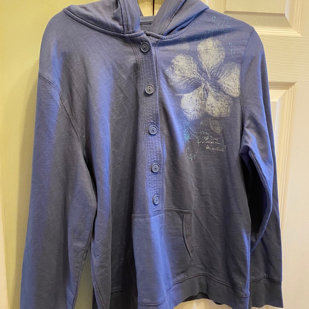Long sleeved hoodie